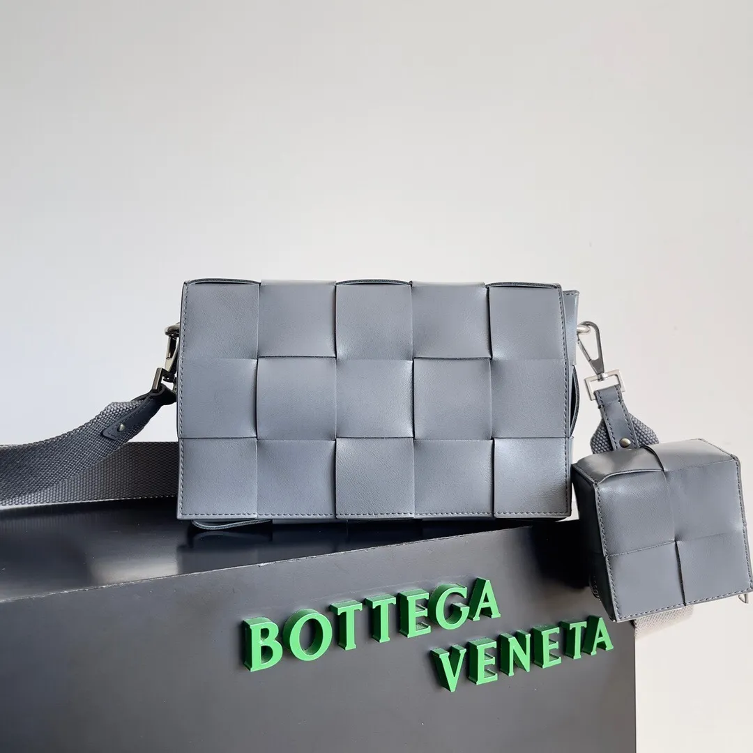 All categories 💚 Authentic bags 💚 BV 2025 new BV crossbody bag